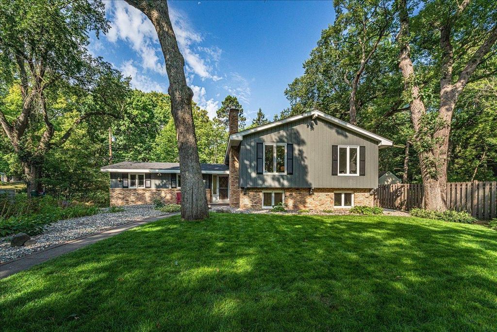312 Griffit Street, Edina, MN 55343 — photo 2