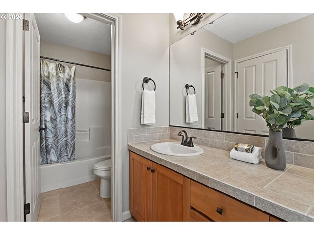 6645 Nw 165TH Ave, Portland, OR 97229