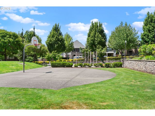 6645 Nw 165TH Ave, Portland, OR 97229