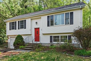 29 Pinelock Drive, Ledyard, CT 06335