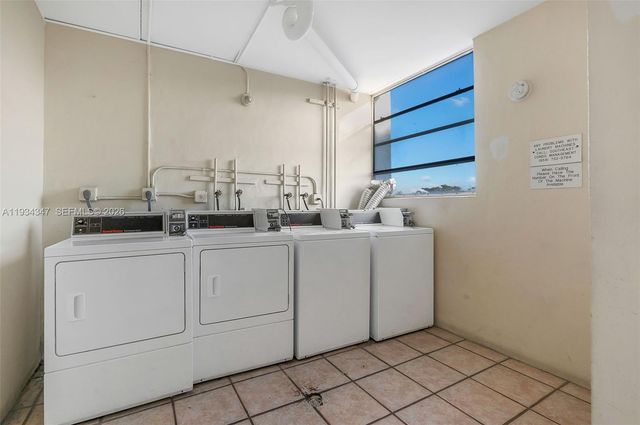 2501 Riverside Dr 307-A, Coral Springs, FL 33065