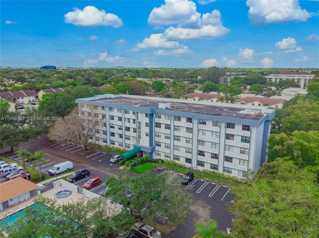 2501 Riverside Dr 307-A, Coral Springs, FL 33065
