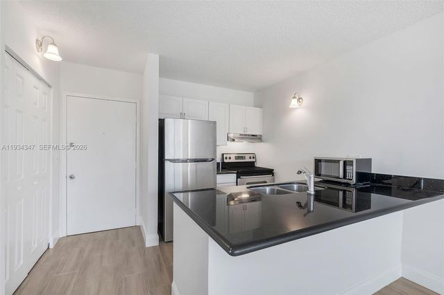 2501 Riverside Dr 307-A, Coral Springs, FL 33065