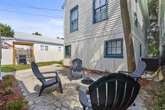 1105 Ball, Galveston, TX 77550