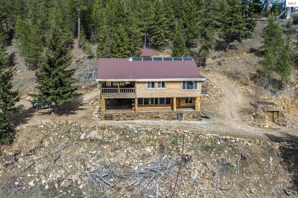 69 Boreal Way, Bonners Ferry, ID 83805 photo 3