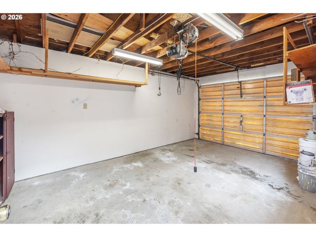 16172 WEDGEWOOD Ln, Brookings, OR 97415