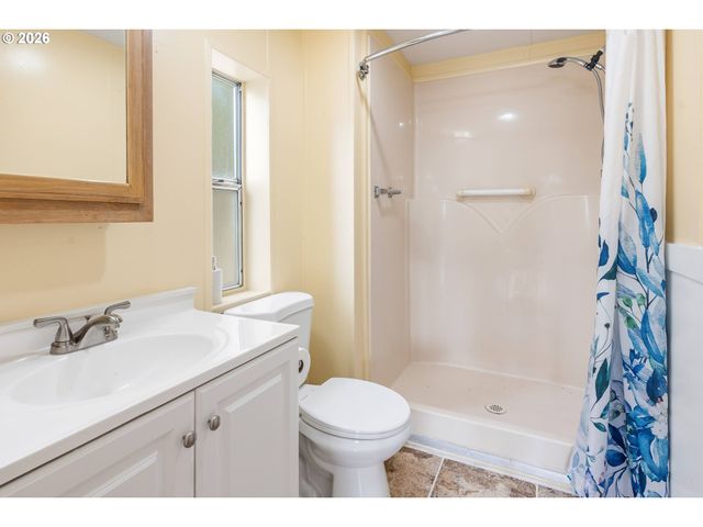 16172 WEDGEWOOD Ln, Brookings, OR 97415
