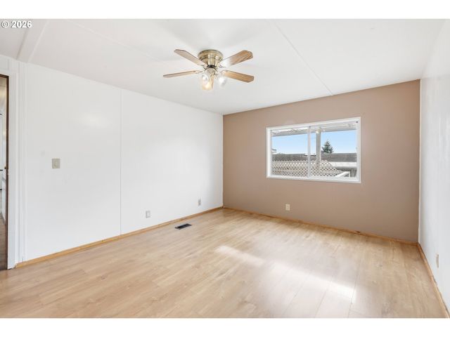 16172 WEDGEWOOD Ln, Brookings, OR 97415