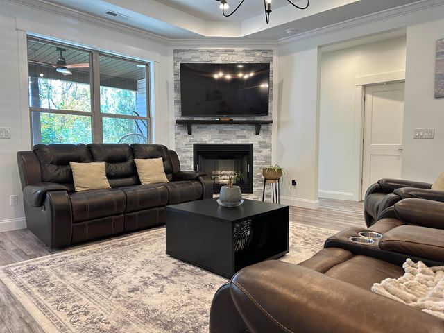 875 Affirmed dr, Boiling Springs, SC 29316