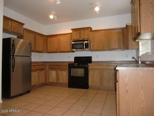 5419 W SHUMWAY FARM Road, Laveen, AZ 85339