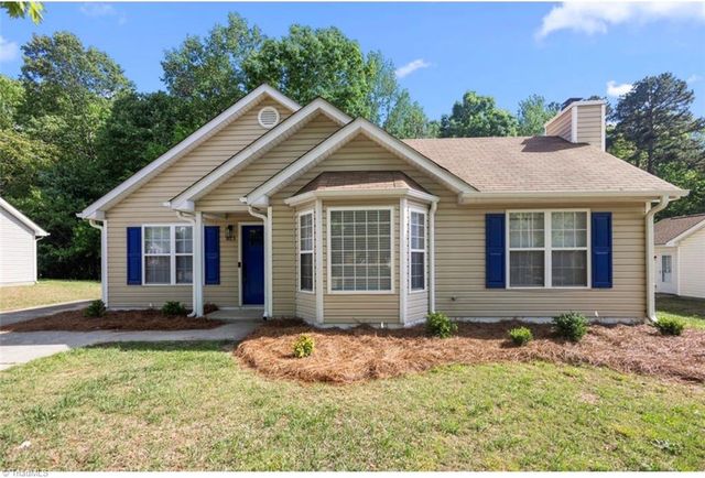 813 Valley Oak Drive, Greensboro, NC 27406
