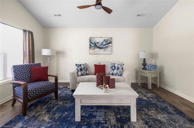 813 Valley Oak Drive, Greensboro, NC 27406