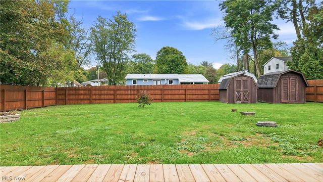 3251 Shadyside Drive, Hubbard, OH 44425