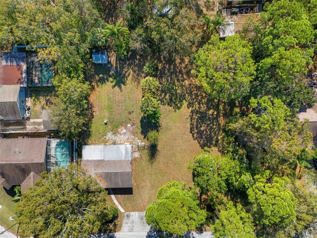 9402 W CLUSTER AVENUE, Tampa, FL 33615