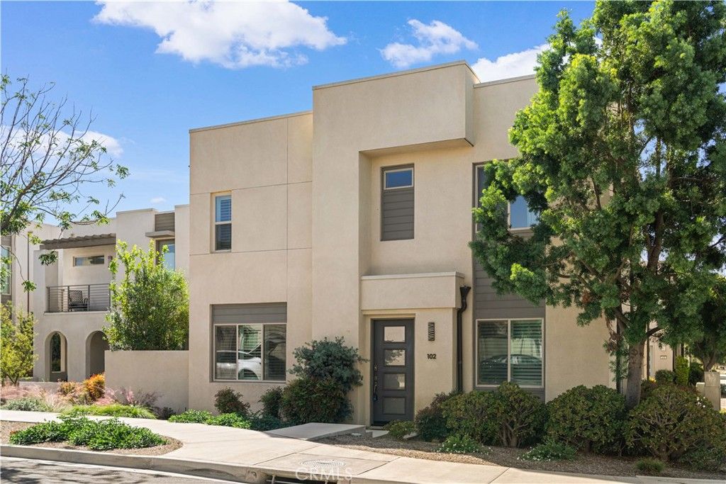 102 Menkar, Irvine, CA 92618 — photo 2