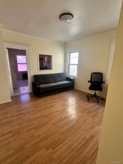 8811 185th Street, Hollis, NY 11423