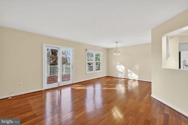 8060 MORNING MEADOW CT, Alexandria, VA 22315