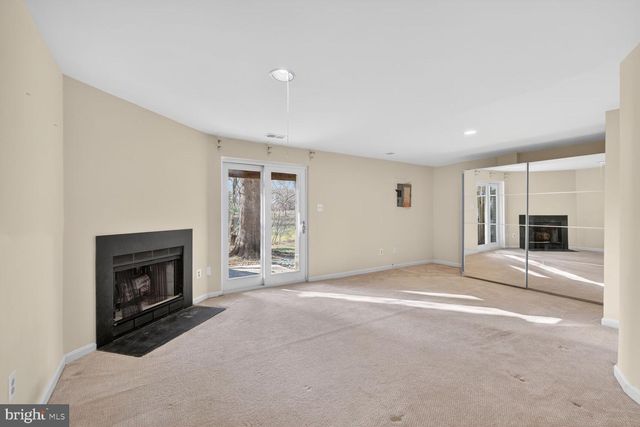 8060 MORNING MEADOW CT, Alexandria, VA 22315