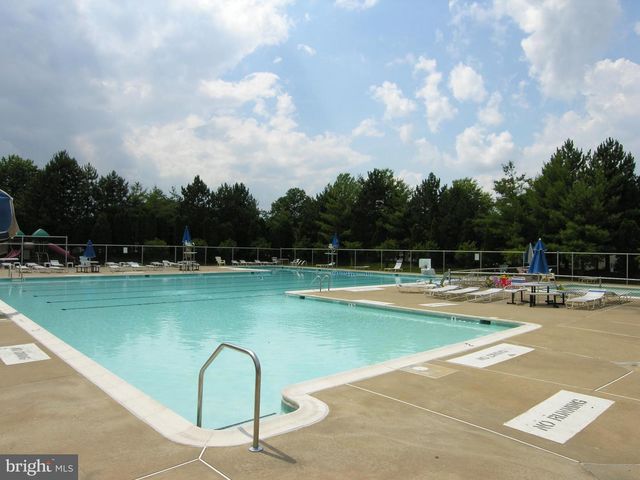 8060 MORNING MEADOW CT, Alexandria, VA 22315