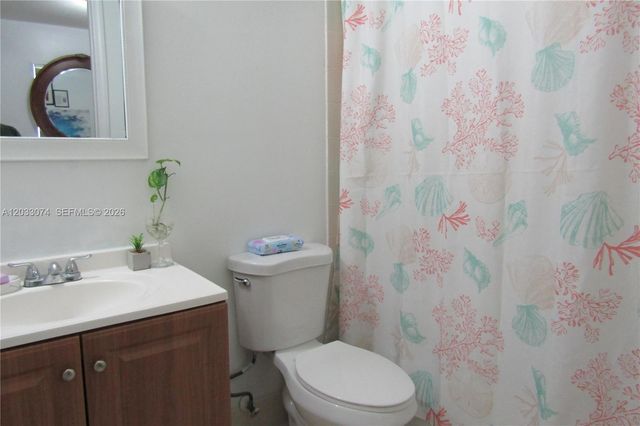 942 SW 8th Pl, Florida City, FL 33034