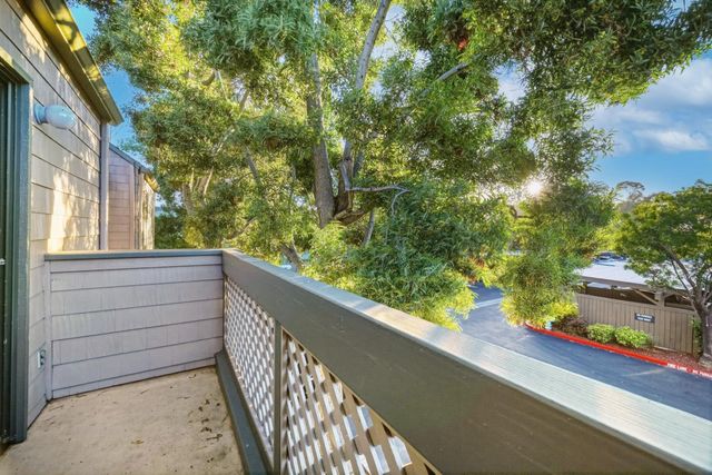 98 Pelican Lane, Redwood City, CA 94065