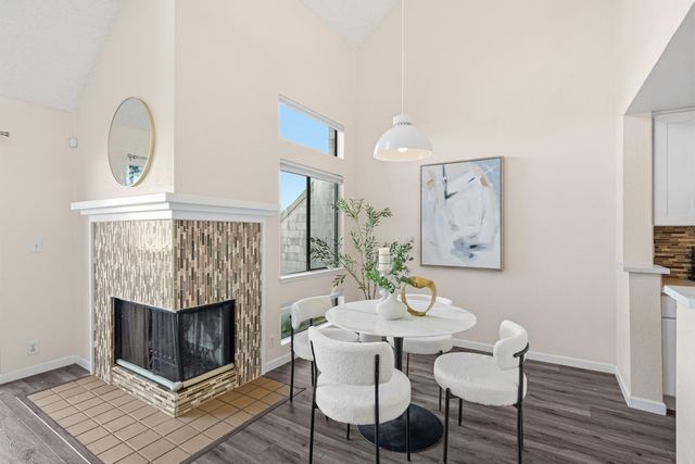 98 Pelican Lane, Redwood City, CA 94065