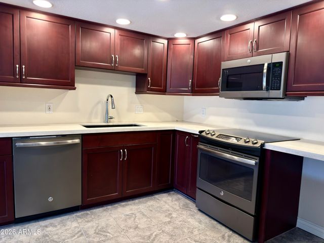 7920 E Camelback Road 312, Scottsdale, AZ 85251