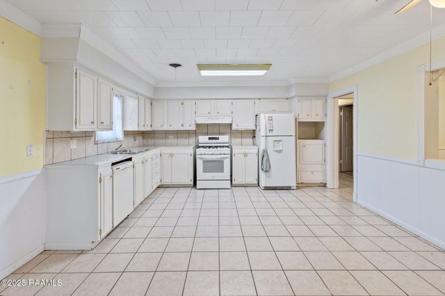 815 Scott Street, Jennings, LA 70546