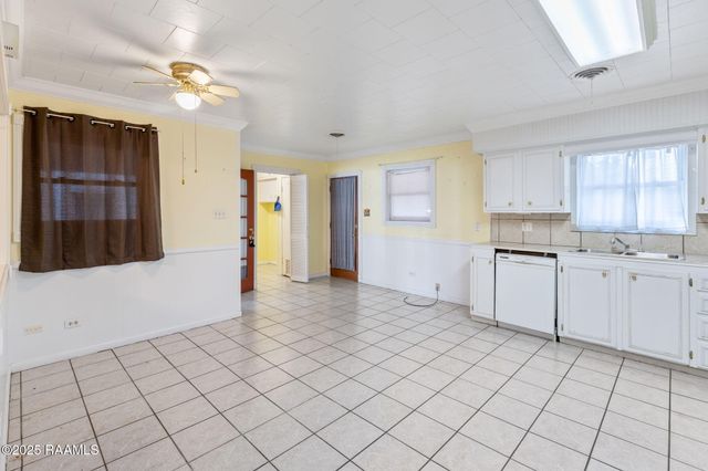 815 Scott Street, Jennings, LA 70546