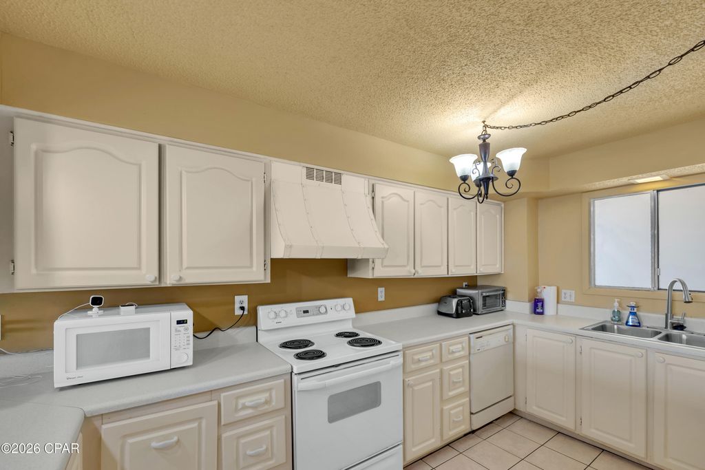 Image 4 of property listing at 5801 Thomas Drive 1305, Panama City Beach, FL 32408