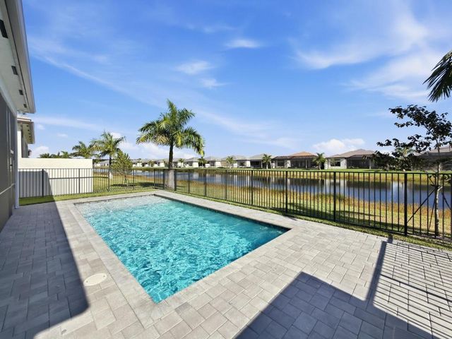 9651 Spruce Woods Drive, Boynton Beach, FL 33473