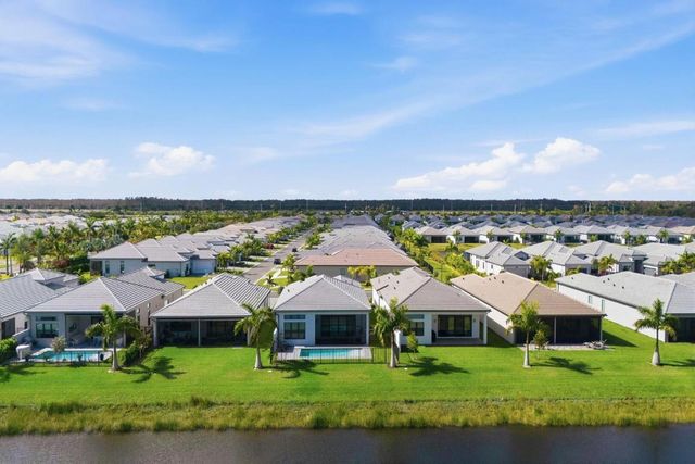 9651 Spruce Woods Drive, Boynton Beach, FL 33473