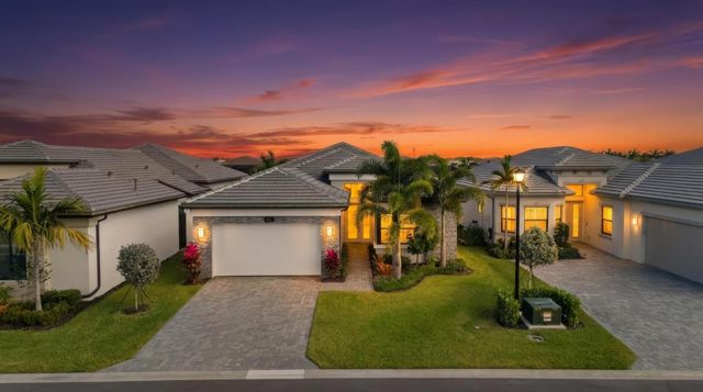 9651 Spruce Woods Drive, Boynton Beach, FL 33473