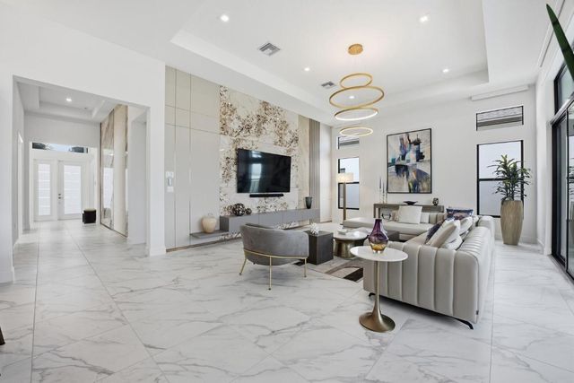 9651 Spruce Woods Drive, Boynton Beach, FL 33473