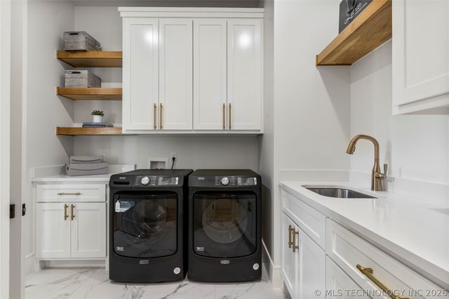 17776 E Falcon Pass, Owasso, OK 74055