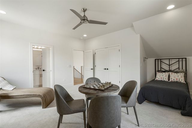 17776 E Falcon Pass, Owasso, OK 74055