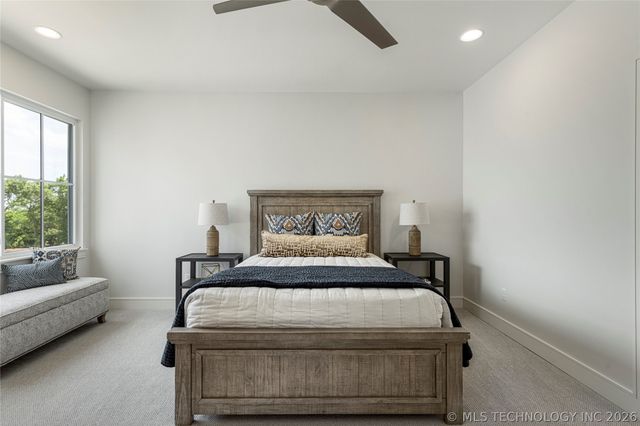 17776 E Falcon Pass, Owasso, OK 74055