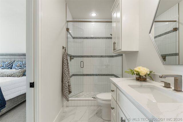 17776 E Falcon Pass, Owasso, OK 74055