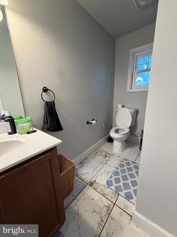 9528 RAPIDAN DR, Fredericksburg, VA 22407