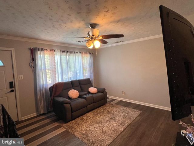 9528 RAPIDAN DR, Fredericksburg, VA 22407