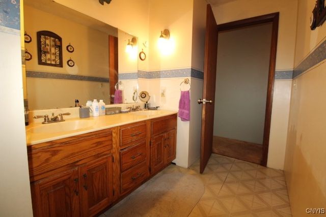 475 County Route 11, West Monroe, NY 13167
