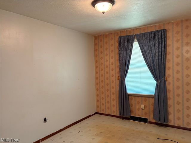1864 Clyde Road, Madison, OH 44057