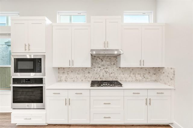 2216 Bellisa Vista DR, Leander, TX 78641