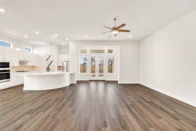 2216 Bellisa Vista DR, Leander, TX 78641