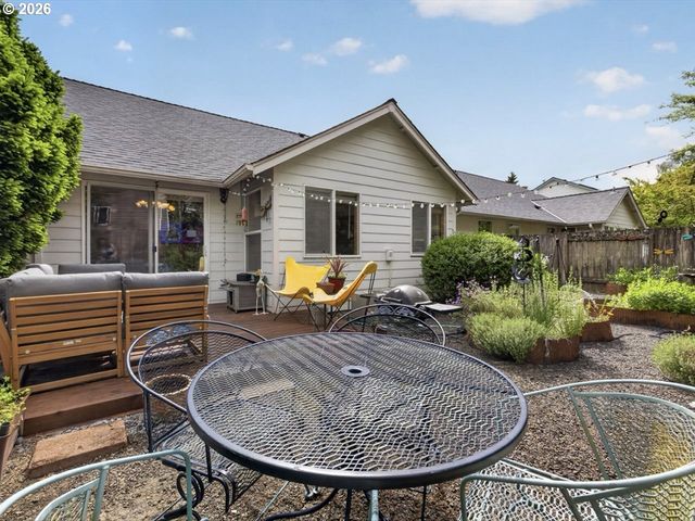 776 Nw SUNDANCE Cir, Corvallis, OR 97330