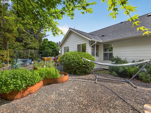 776 Nw SUNDANCE Cir, Corvallis, OR 97330