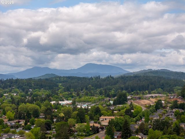776 Nw SUNDANCE Cir, Corvallis, OR 97330