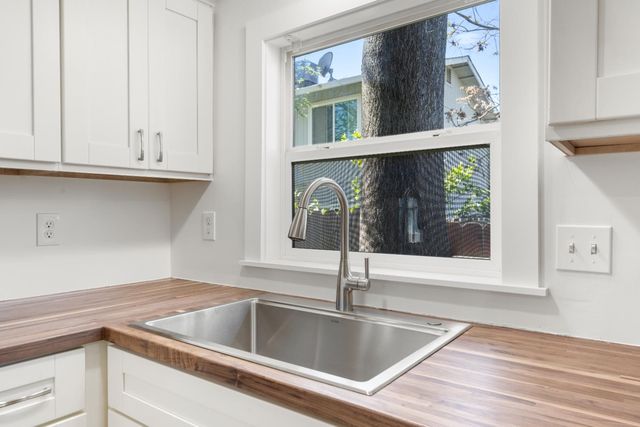 232 La Rue Aly, Roseville, CA 95678