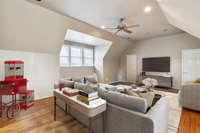 5900 Shorefront Lane, Flower Mound, TX 75022