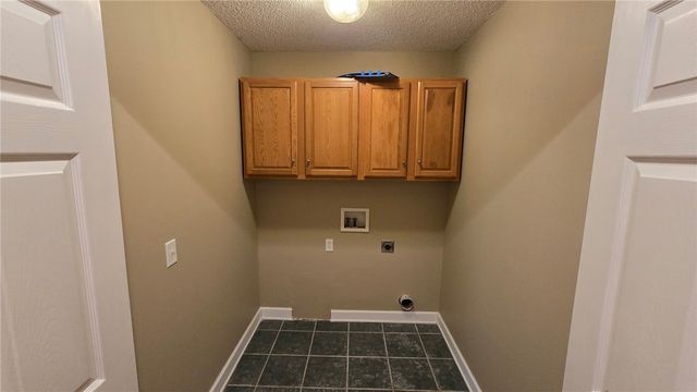 11013 Lakeside Drive, Rogers, AR 72756